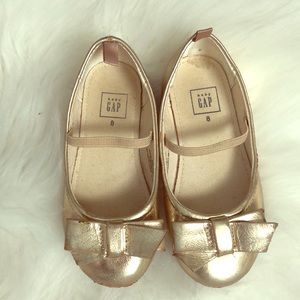 Ballet flats